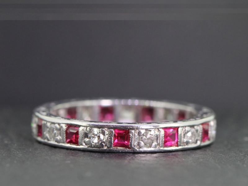  lovely art deco ruby and diamond full eternity 18 carat gold ring