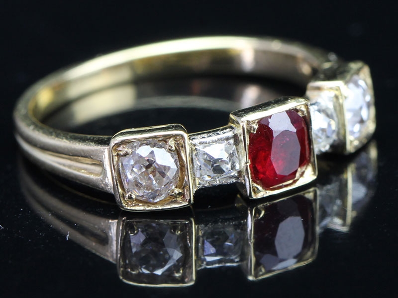 Wonderful georgian ruby and diamond 18 carat gold ring 