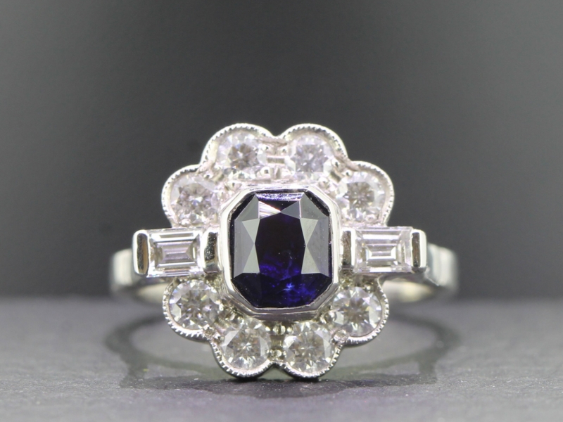 Stunning ceylon sapphire and diamond platinum cluster ring