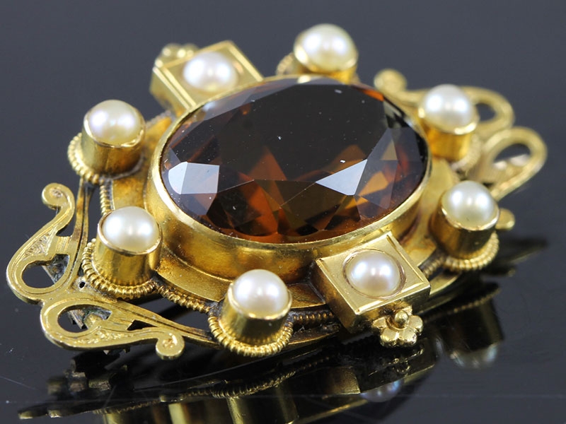  stunning scottish citrine and pearl 15 carat gold brooch