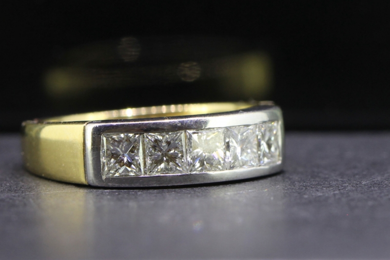 Stunning princess cut diamond 18 carat gold half eternity ring