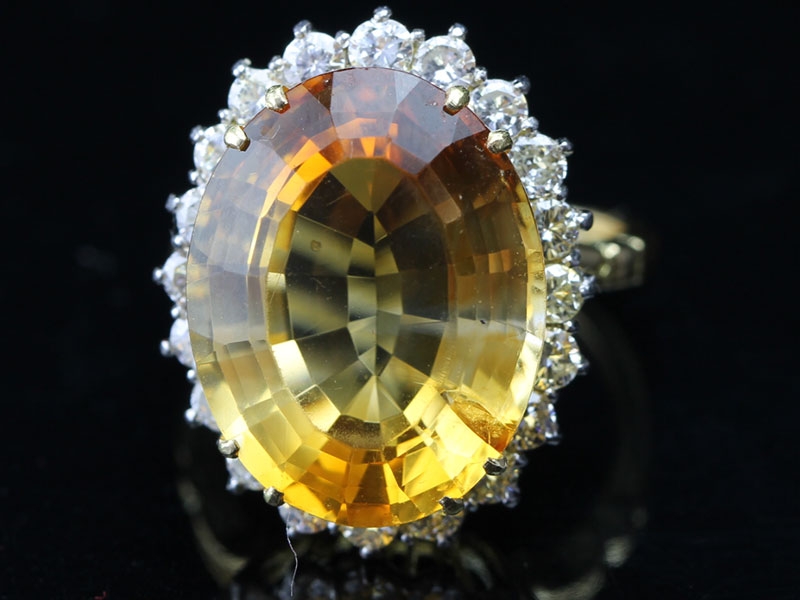 Gorgeous 7 carat citrine and diamond cluster 18 carat gold 1970s cocktail/dress ring