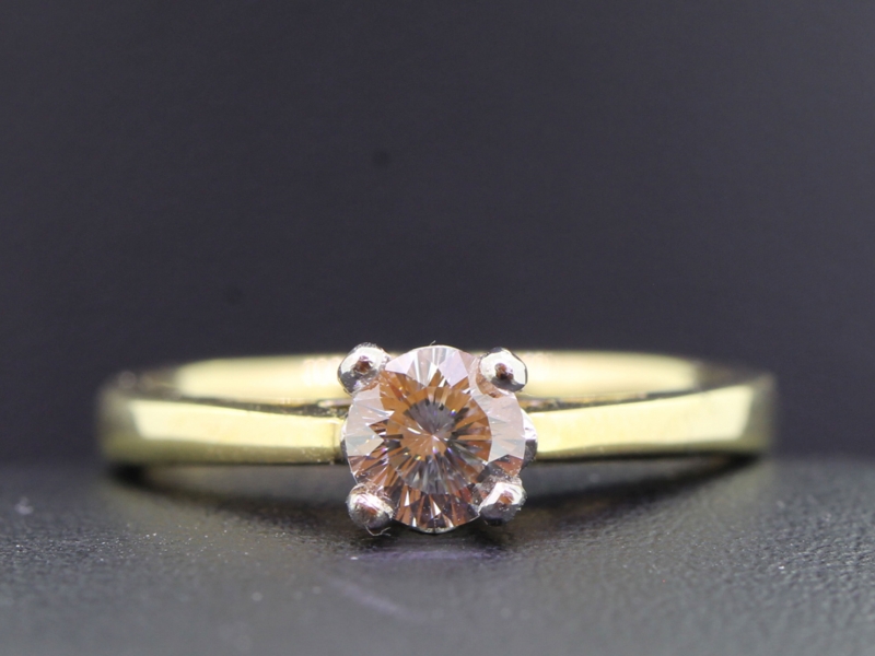  beautiful centillion diamond solitaire 18 carat gold engagement ring