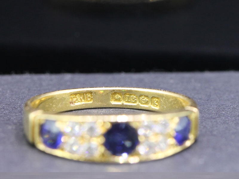  elegant edwardian sapphire and diamond 18 carat gold band