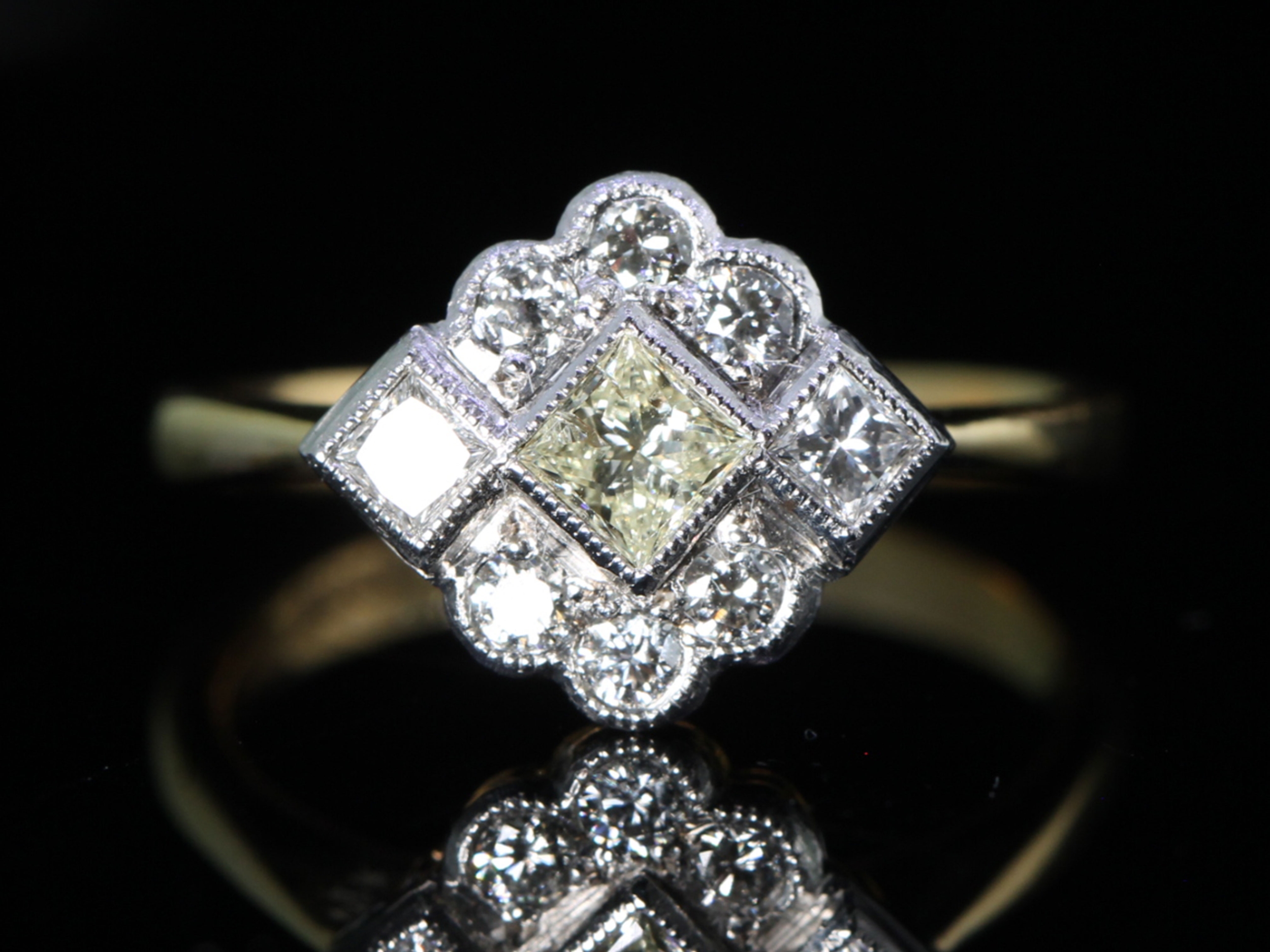 Vintage art deco style diamond 18ct gold cluster ring