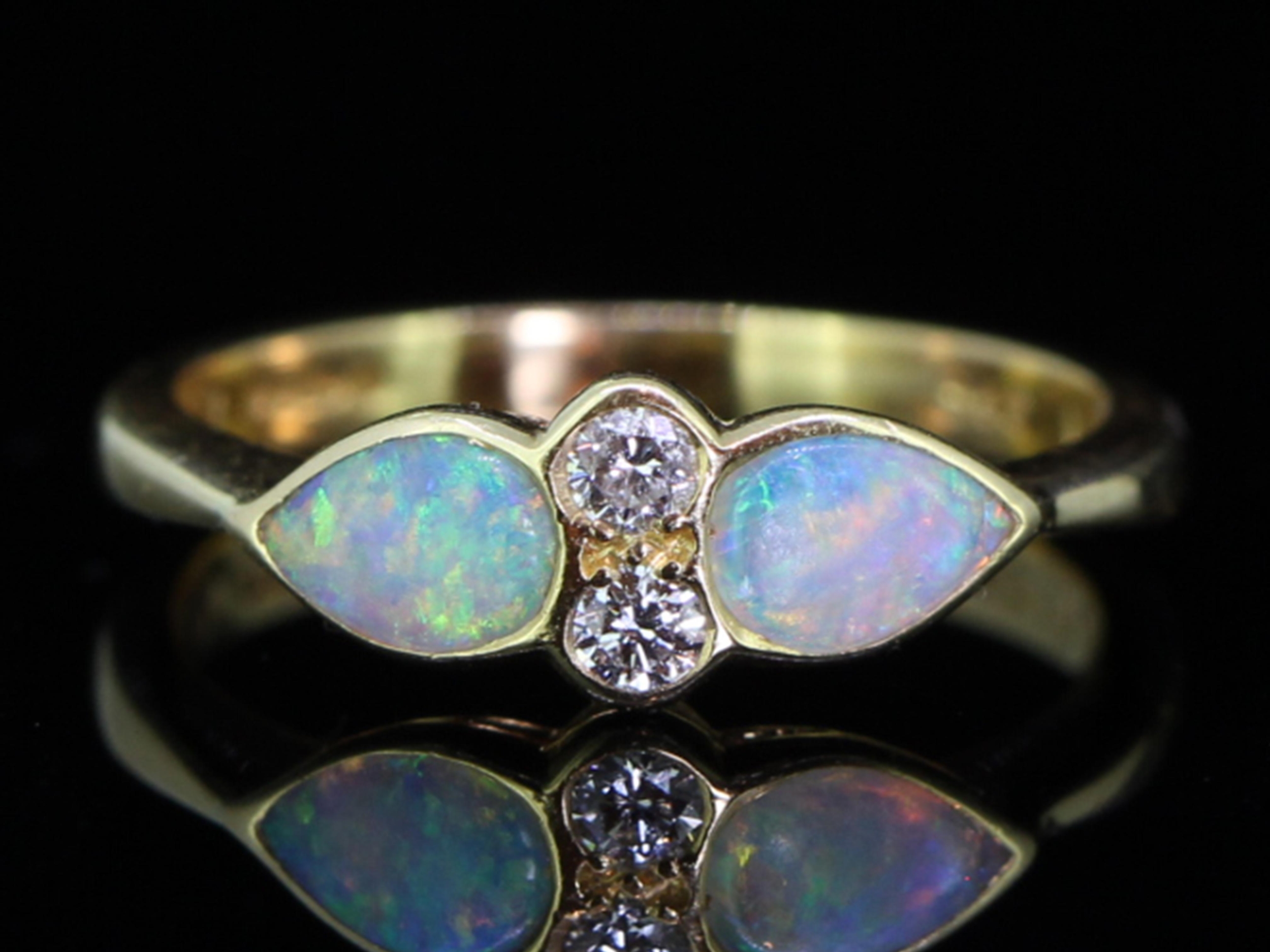  unique australian opal and diamond 18 carat gold ring