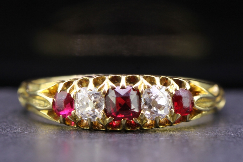  exquisite ruby and diamond 18 carat gold gypsy ring