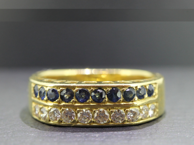 Stunning double row sapphire and diamond eternity 18 carat gold ring