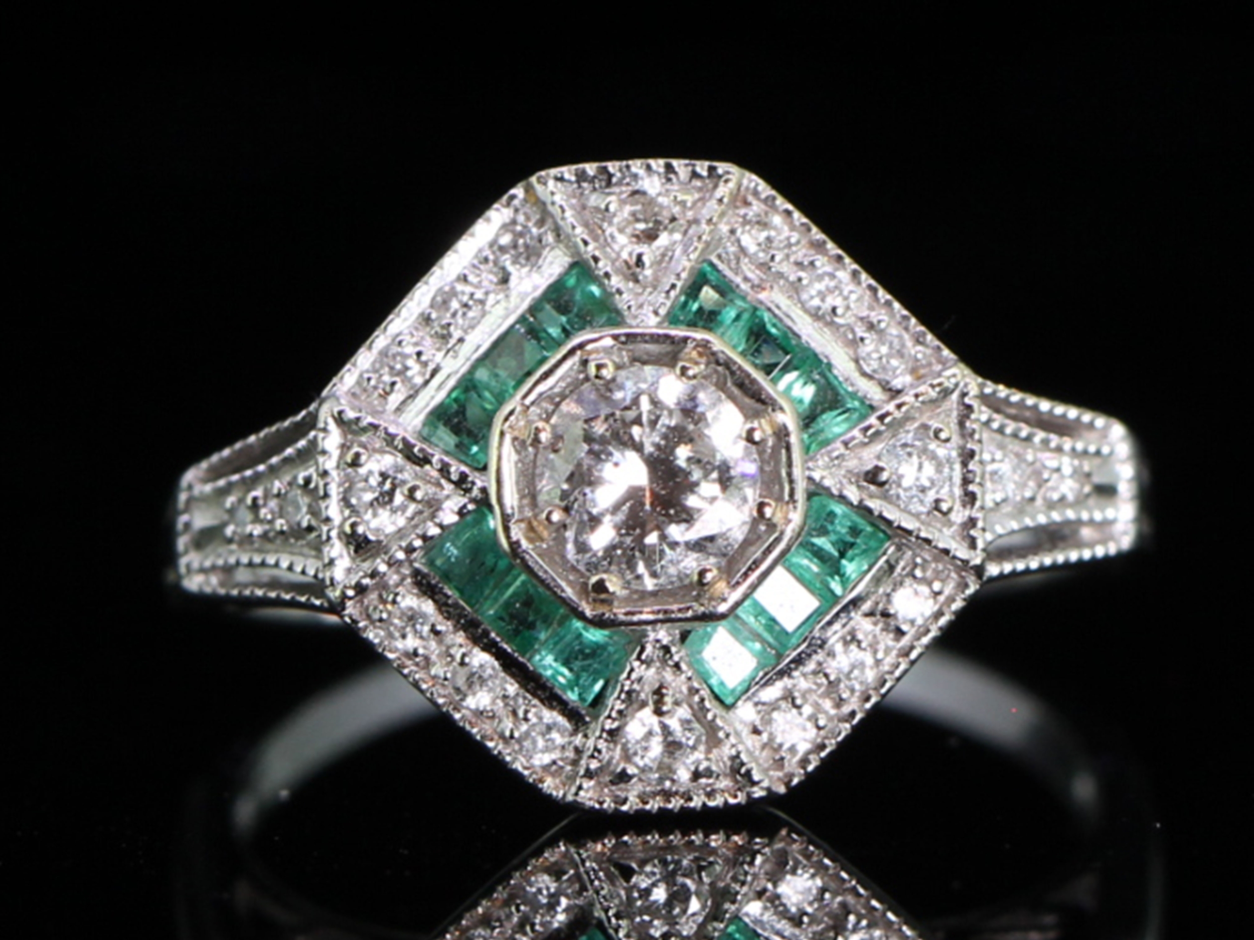 Helia I, Muzo Emerald Ring - Pamela Love