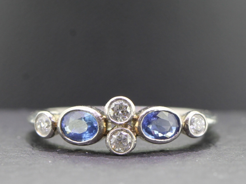  beautiful ceylon sapphire and diamond platinum art deco inspired ring