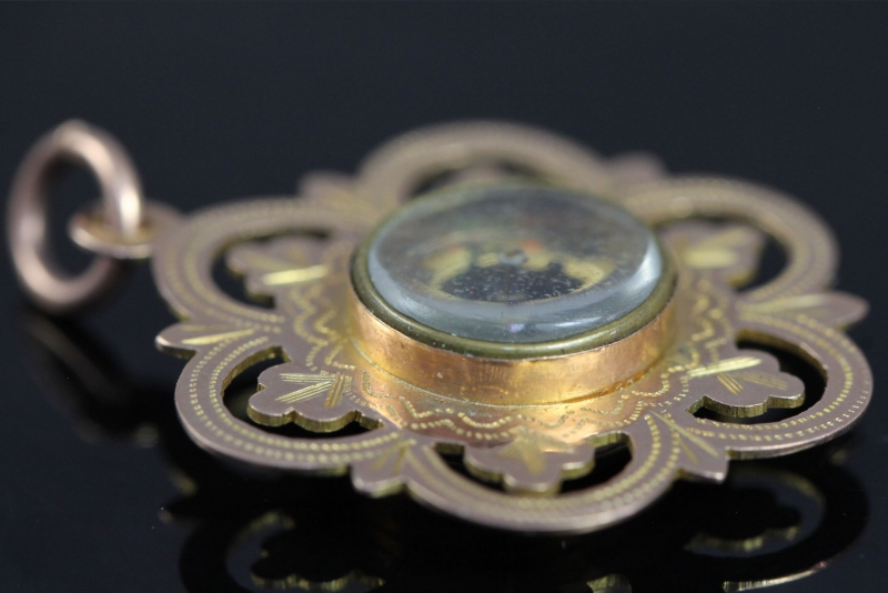 Fabulous edwardian 9 carat gold compass fob/pendant 