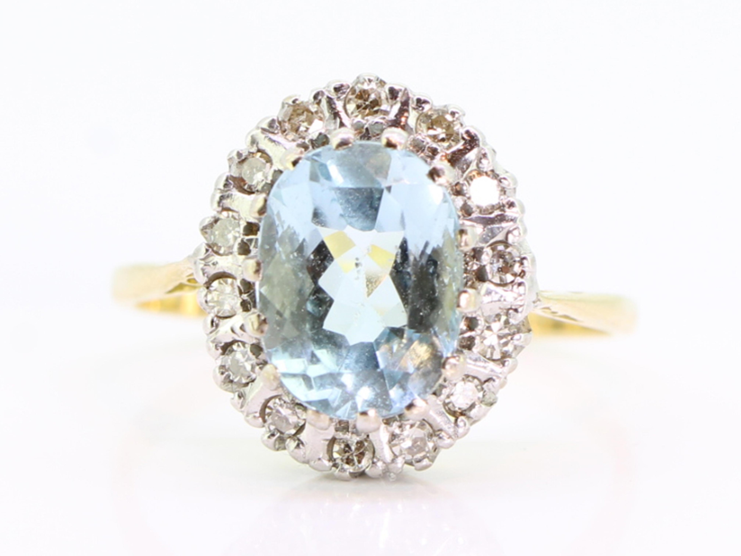 Beautiful aquamarine and diamond platinum and 18ct cluster ring