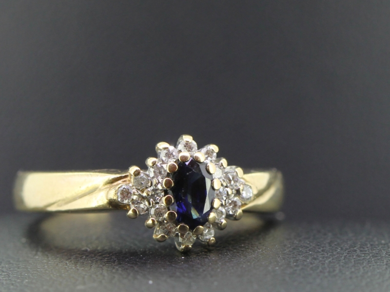 Wonderful classic diamond and sapphire 9 carat gold ring