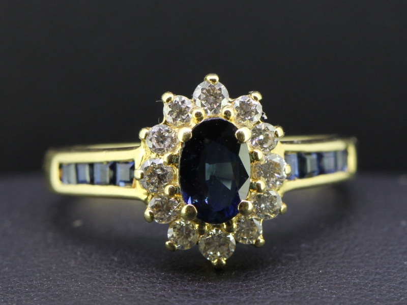 Sophisticated sapphire and diamond 18 carat gold ring