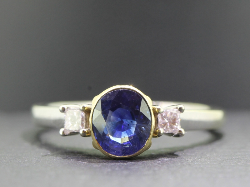 Contemporary ceylon sapphire and diamond 14 carat gold ring