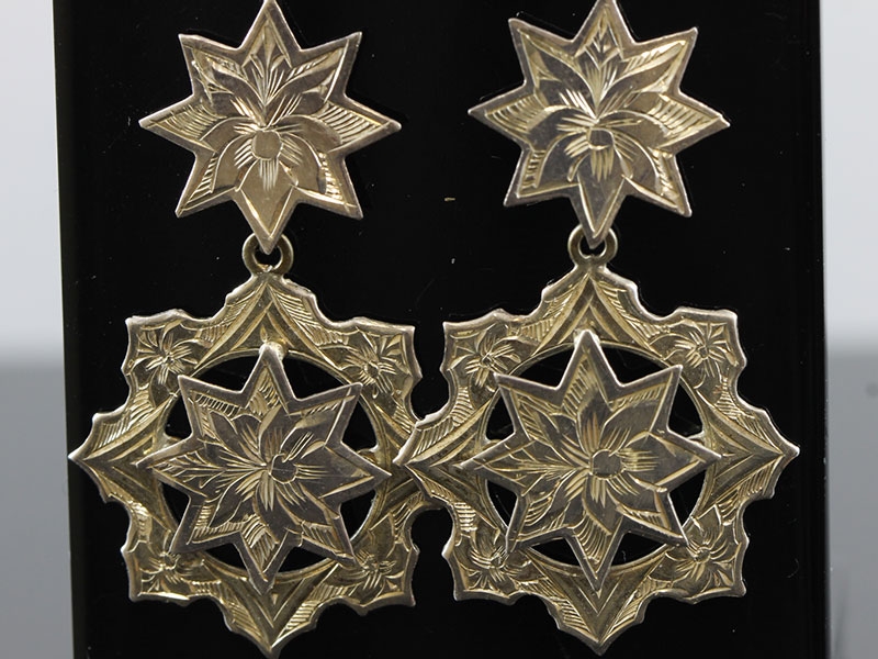 Fantastic pair of victorian silver earrings