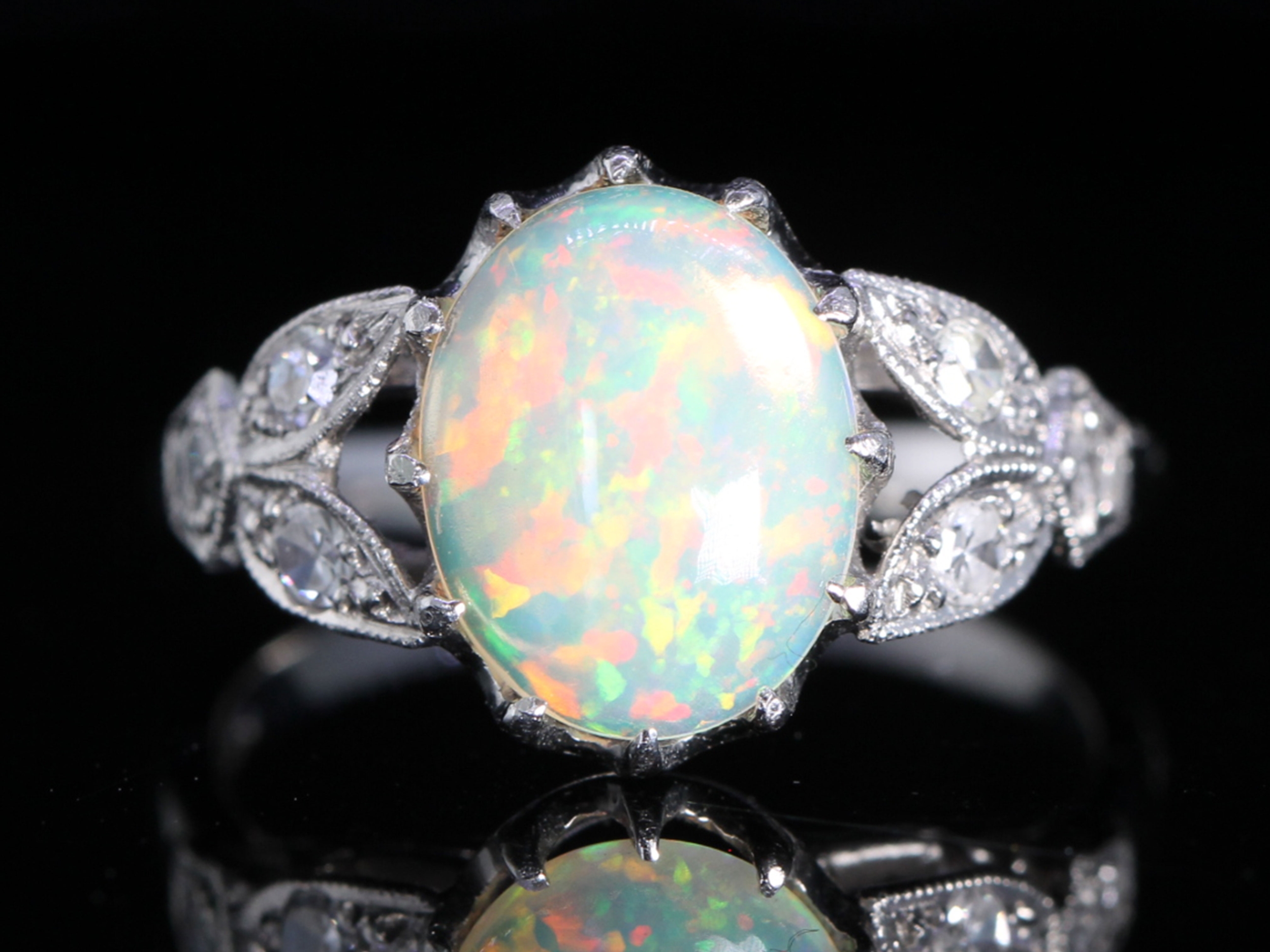 Vintage art deco style 2.50ct opal and diamond platinum ring
