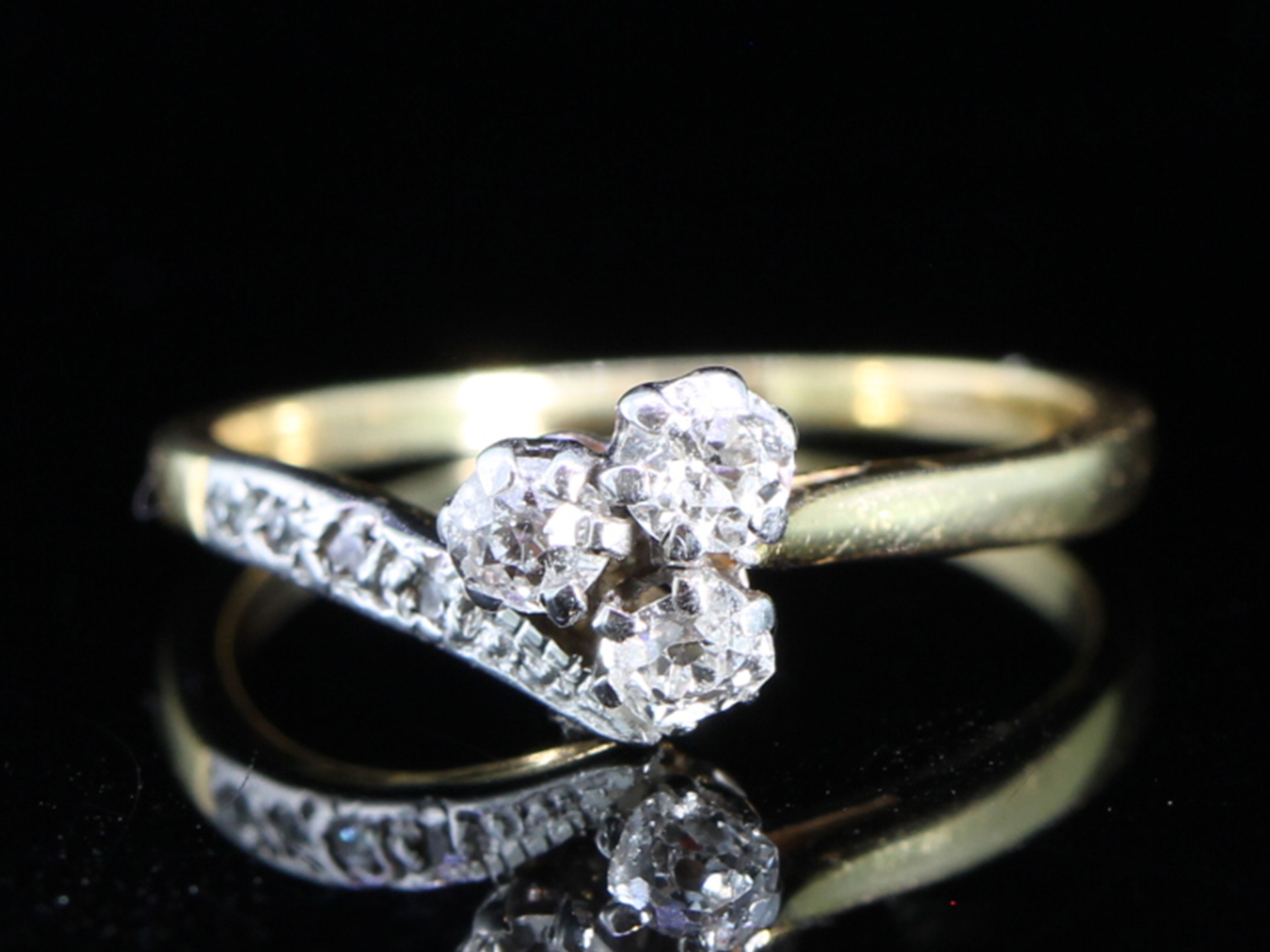 Edwardian diamond clover trilogy 18ct gold ring