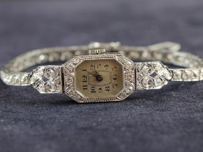 STUNNING LADIES PLATINUM WATCH