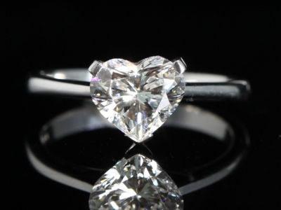 Natural Heart Shaped Diamond 1.67cts with Cert 18ct Gold Ring