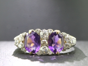 FABULOUS AMETHYST AND DIAMOND 18 CARAT GOLD RING