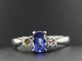  ELEGANT SAPPHIRE AND DIAMOND TRILOGY 18 CARAT GOLD RING 