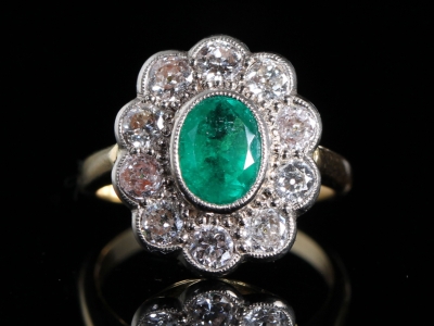 Vintage Colombian and Diamond 18ct Gold Cluster Ring