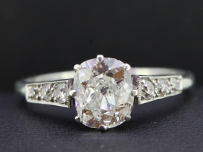  BREATHTAKING ART DECO DIAMOND PLATINUM ENGAGEMENT RING