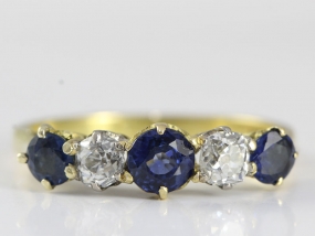  BEAUTIFUL SAPPHIRE AND DIAMOND 18 CARAT GOLD FIVE STONE RING