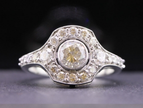 MAGNIFICENT ART DECO INSPIRED DIAMOND 18 CARAT GOLD RING 