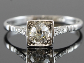 FABULOUS ORIGINAL ART DECO PLATINUM DIAMOND SOLITAIRE RING 