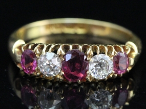 GORGEOUS EDWARDIAN RUBY AND DIAMOND 18 CARAT GOLD RING